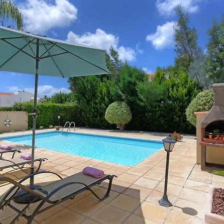 In Sleeps 7 With Pool Air Con And Wifi * פאהיה