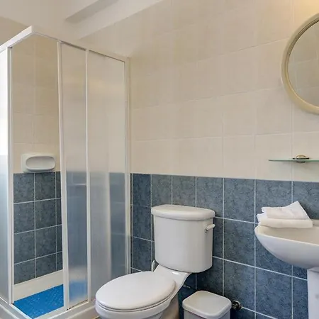 In Sleeps 7 With Pool Air Con And Wifi * Πέγεια